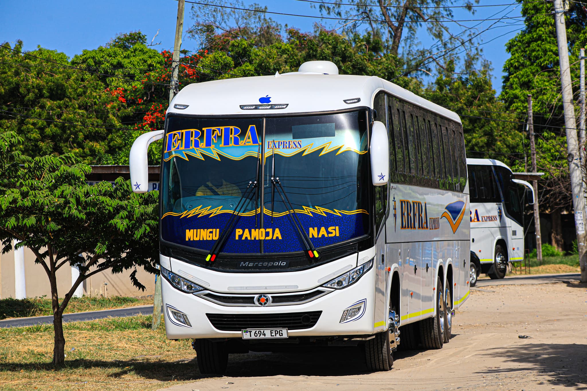 Erfra Express front view on road